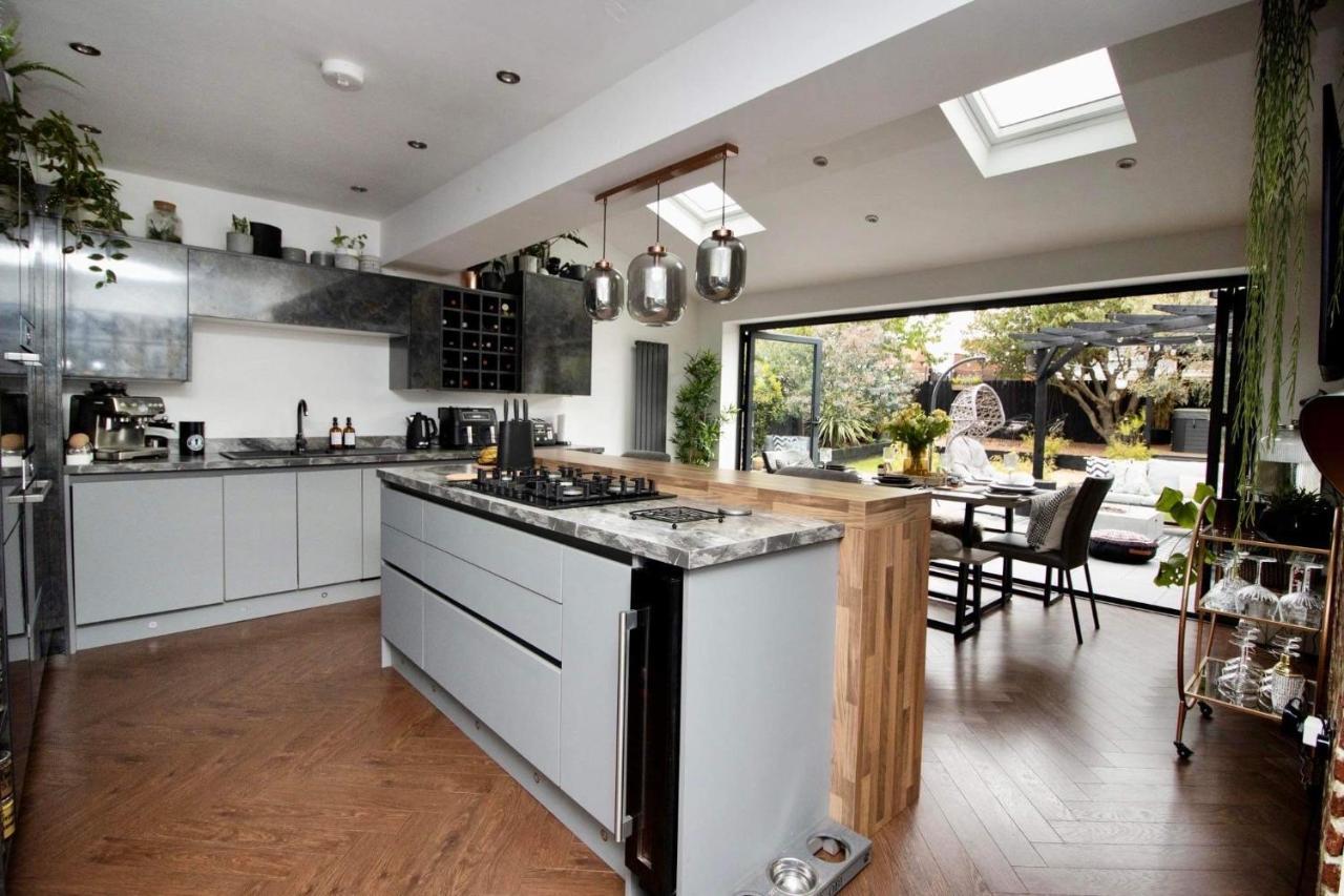 The Longsands Home- Coastal Retreat With Hot Tub Cullercoats Bagian luar foto