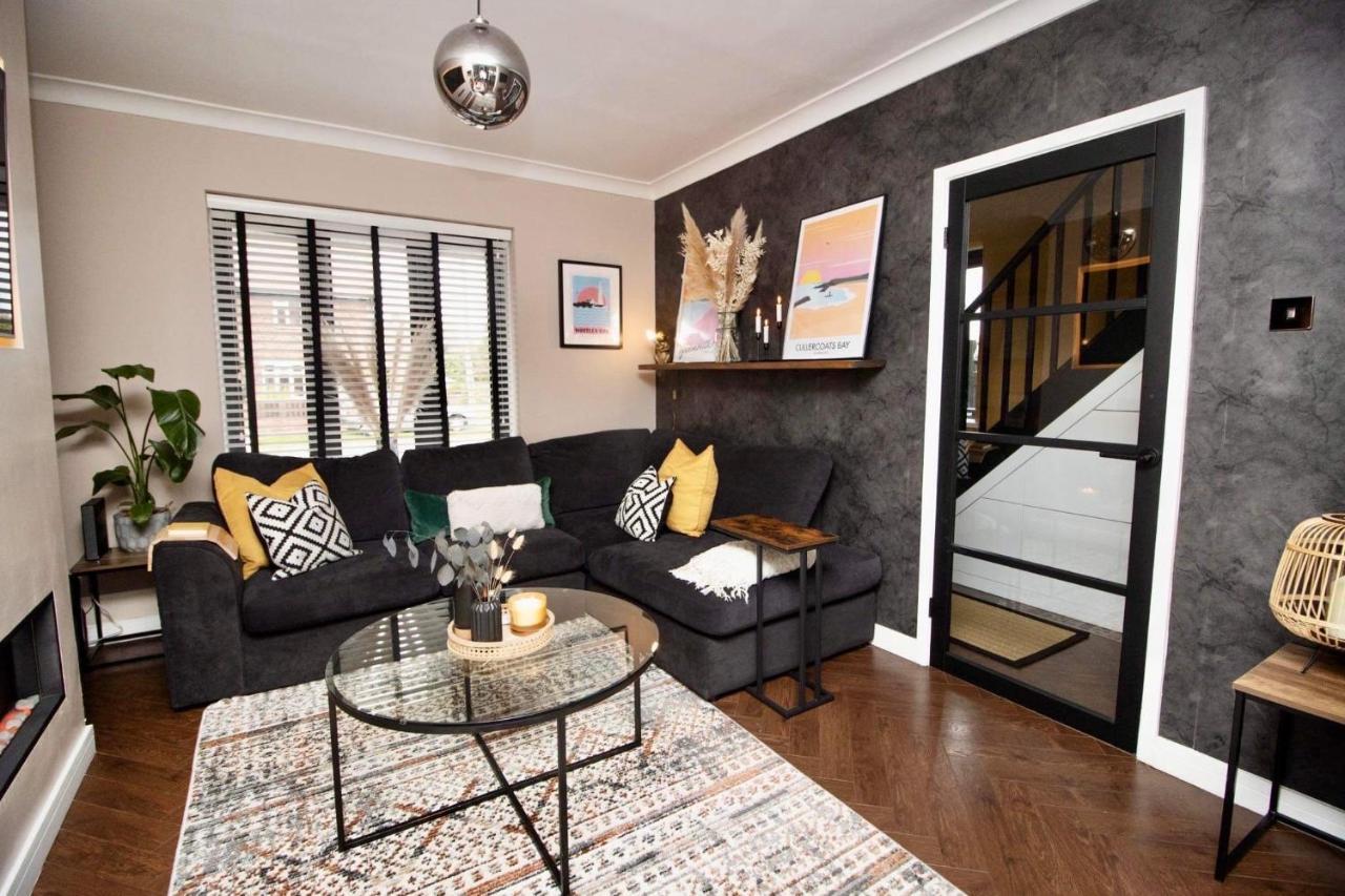 The Longsands Home- Coastal Retreat With Hot Tub Cullercoats Bagian luar foto